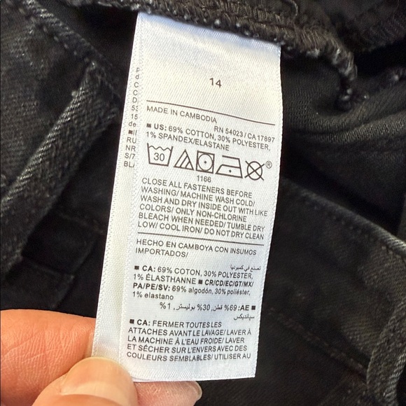 Old Navy Women's Black Denim Midrise Wow Boot-Cut Jeans. Size 14 - Picture 4 of 7